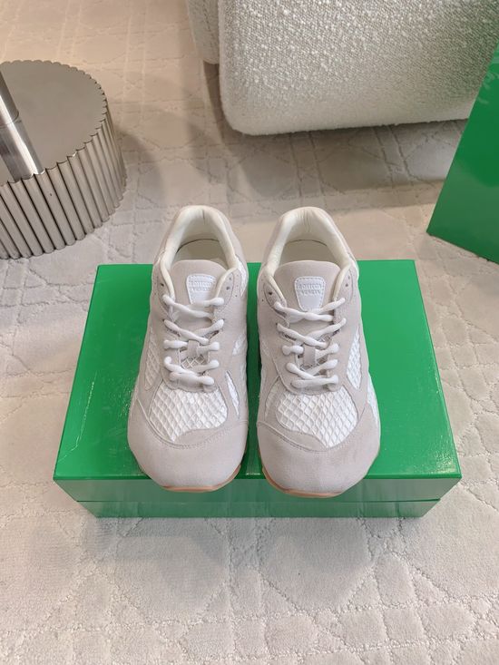 Bottega Veneta Lightweight Mesh Geometric Sole Casual Sneakers