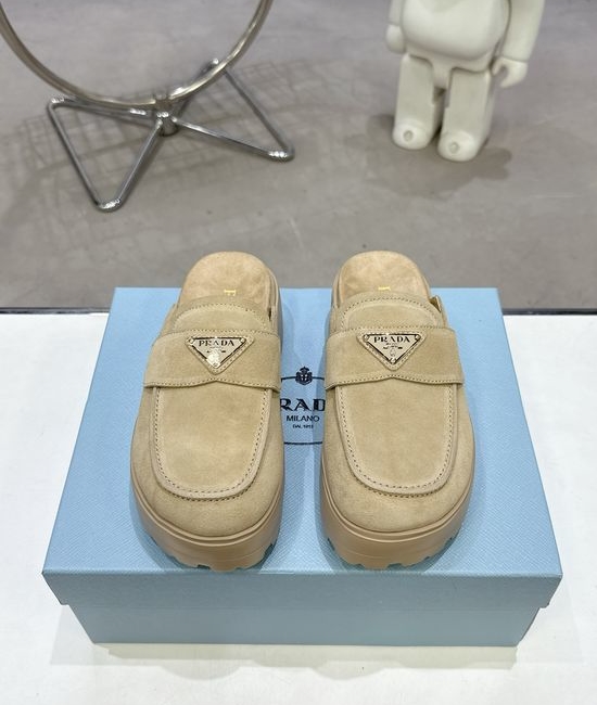 Prada Thick Sole Platform Slide Sandals Comfortable Casual Footwear