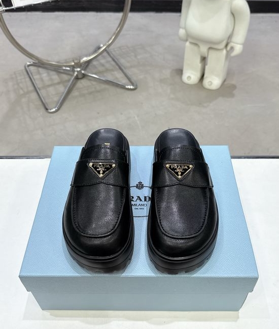 Prada Thick Sole Platform Slide Sandals Comfortable Casual Footwear