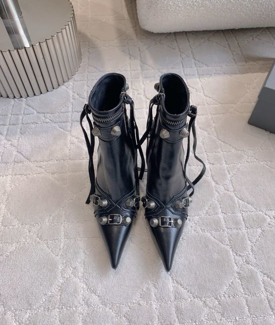 Balenciaga Fringed Rivet Ankle Boot Calf Leather Comfortable