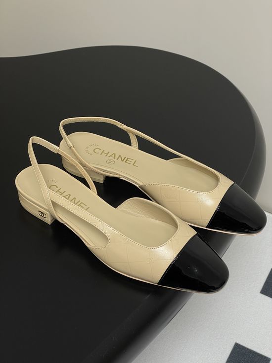 Chanel Epoxy Leather Slingback Sandals Square Toe Elegant Casual Shoes