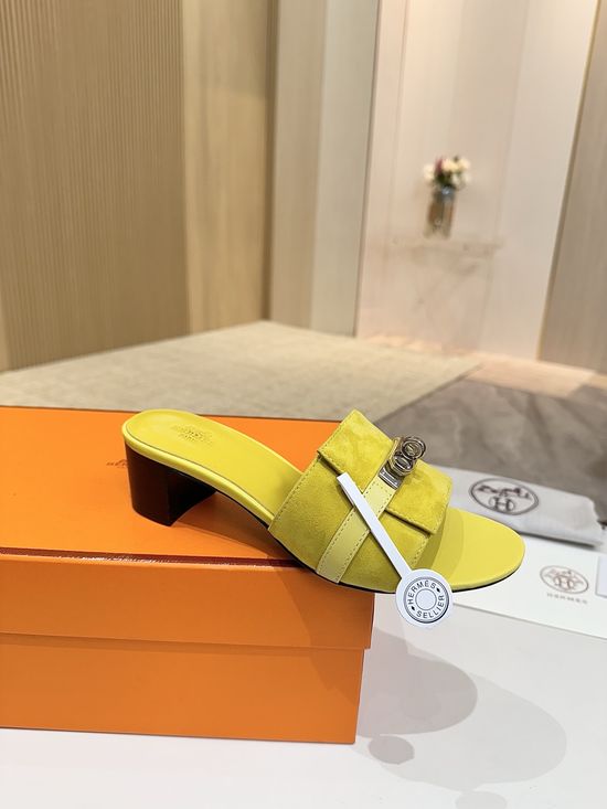 Hermes Nubuck Cowhide Leather Sole Low Heel Footwear