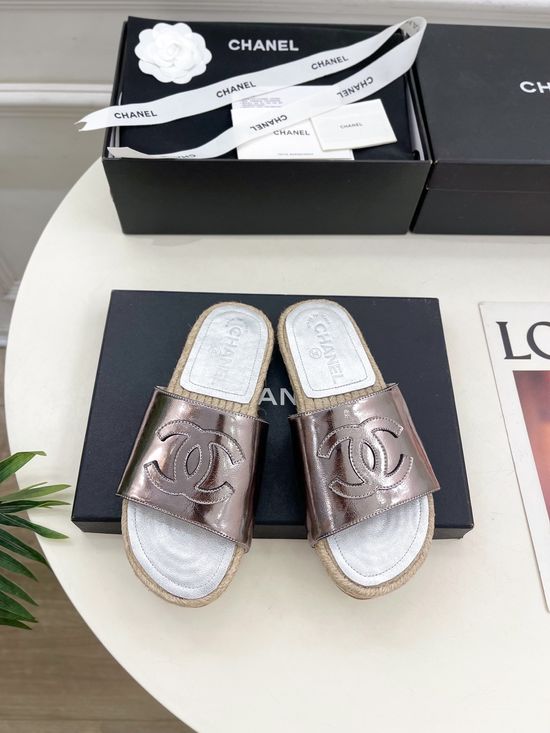 Chanel Classic Straw Woven Fisherman Slides Comfortable Casual