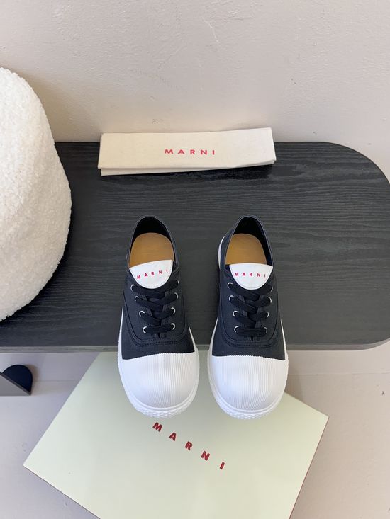 Marni Soft Lightweight Canvas Round Toe Casual Shoes