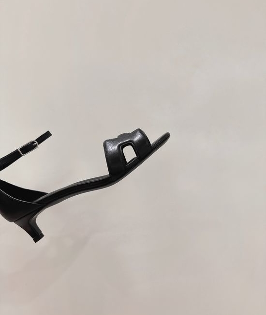 Hermes Square Toe Leather High Heel Comfortable Sandals