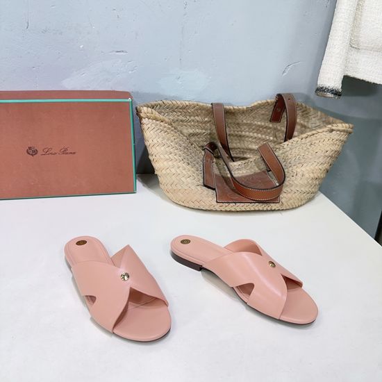 Loro Piana Low Heel Casual Slippers With Metal Logo Accent
