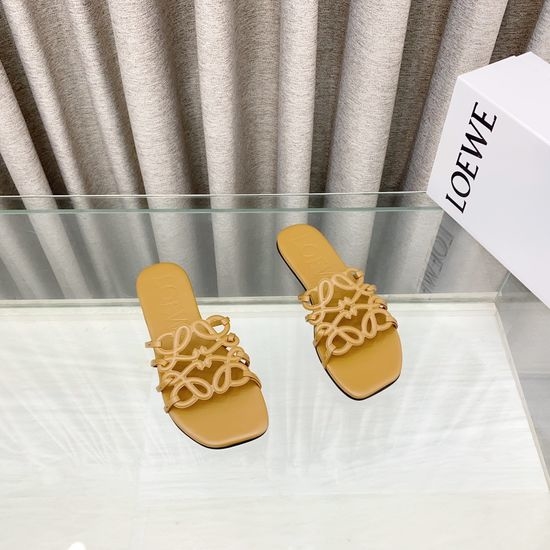 Loewe Hollow Out Comfort Slip-on Casual Slippers