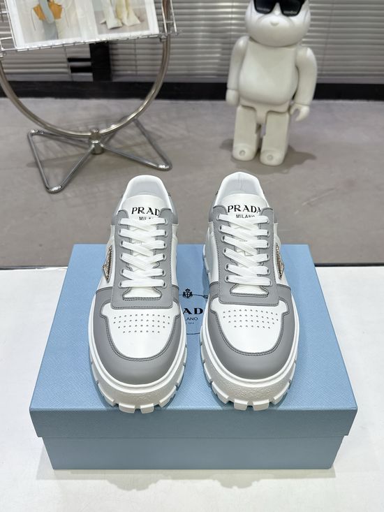 Prada Fashion Versatile Comfortable Non-slip Premium Quality Casual Shoes