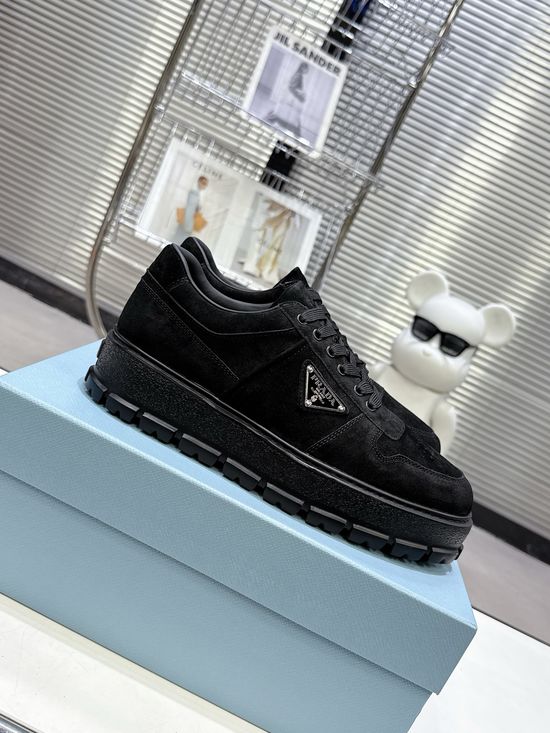 Prada Fashion Versatile Comfortable Non-slip Premium Quality Casual Shoes