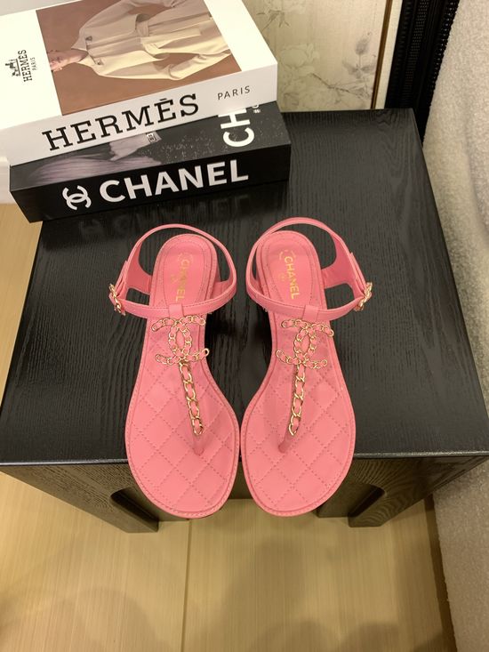 Chanel Premium Leather Toe-Post Sandals With Leather Sole
