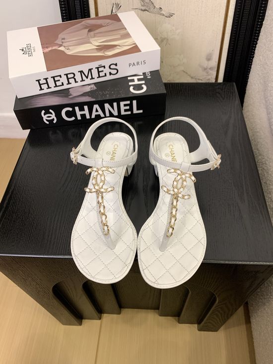 Chanel Premium Leather Toe-Post Sandals With Leather Sole