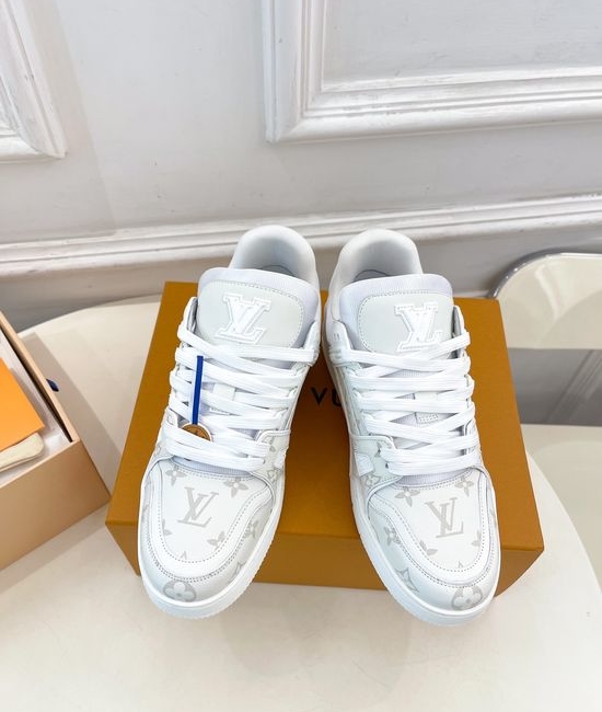 Louis Vuitton LV Premium Grain Leather Retro Casual Sneakers