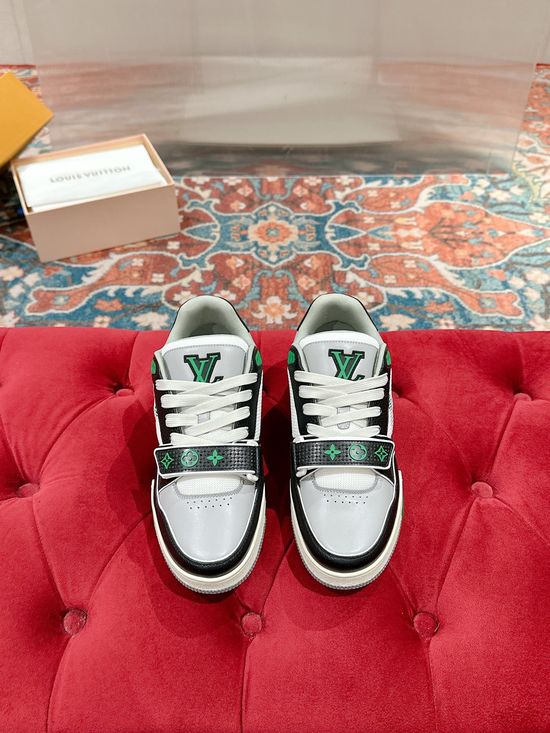 Louis Vuitton Perforated Leather Casual Skateboarding Retro Sneakers