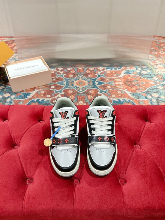 Louis Vuitton Perforated Leather Casual Skateboarding Retro Sneakers