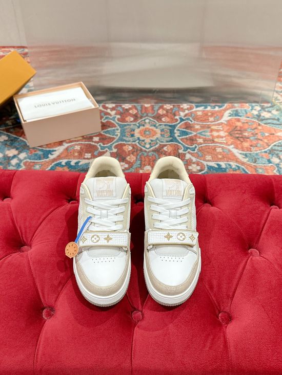 Louis Vuitton Perforated Leather Casual Skateboarding Retro Sneakers