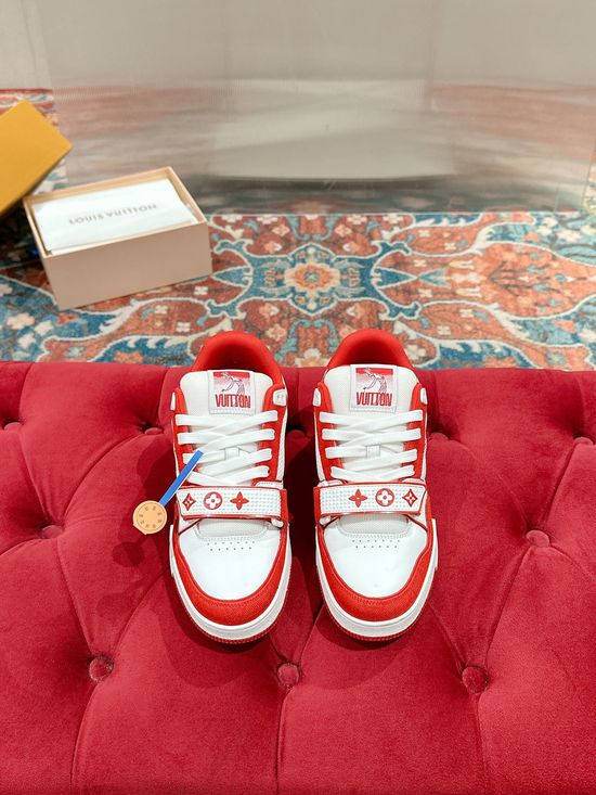 Louis Vuitton Perforated Leather Casual Skateboarding Retro Sneakers