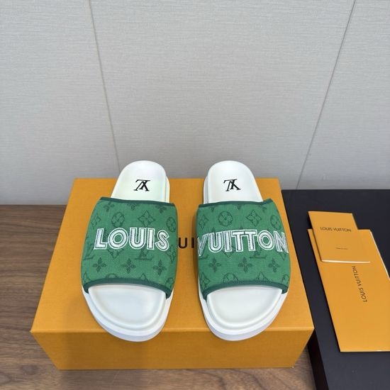 Louis Vuitton LV Classic Slip On Comfortable Fashion Slides