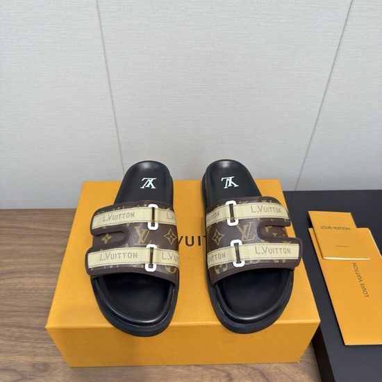 Louis Vuitton LV Classic Slip On Comfortable Fashion Slides