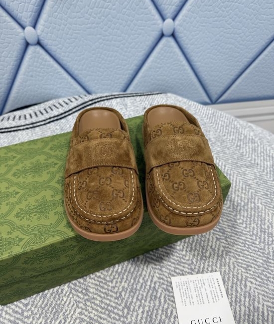 Gucci Genuine Leather Hollow Out Design Casual Slides
