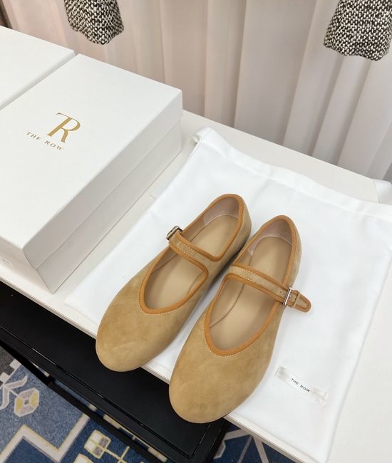 The Row Minimalist Leather Ballet Flats with Soft Soles