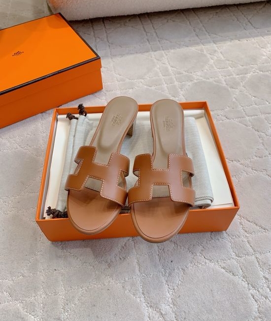 Hermes Classic Chunky Heel Comfort Slide Sandals