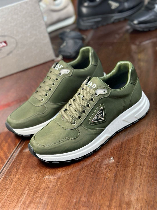 Prada High Quality Casual Sneakers with Sheepskin Lining