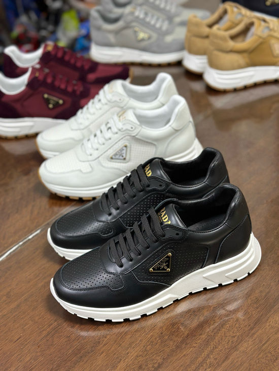 Prada Premium Leather Sneakers with Breathable Design and Durable Sole
