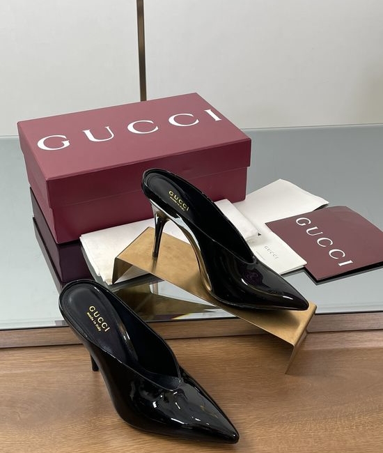 Gucci V Cut Patent Leather High Heel Dress Shoes