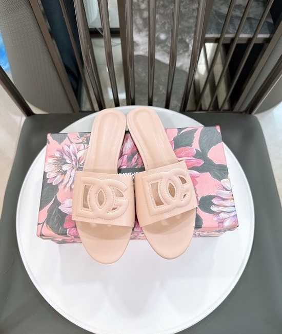 Chanel Logo Decorated Non-slip Comfort Casual Slides