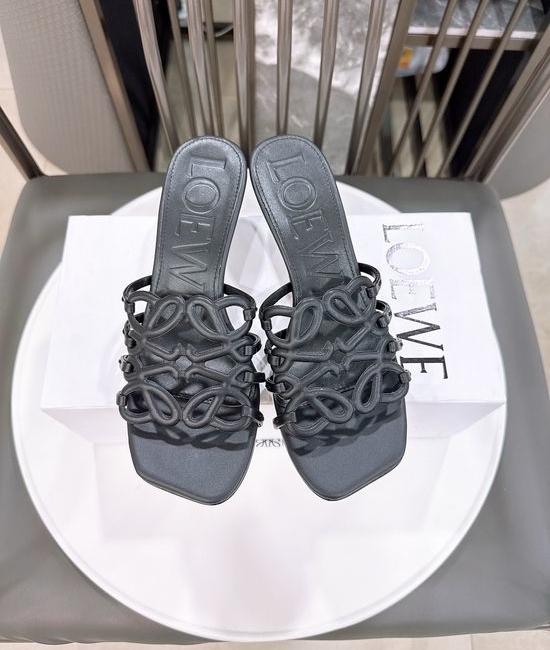Loewe Genuine Leather Sole Elegant Casual Slides