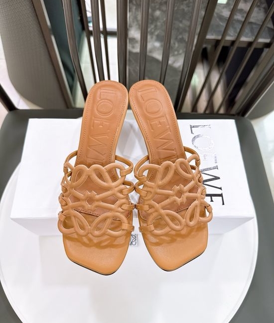 Loewe Genuine Leather Sole Elegant Casual Slides