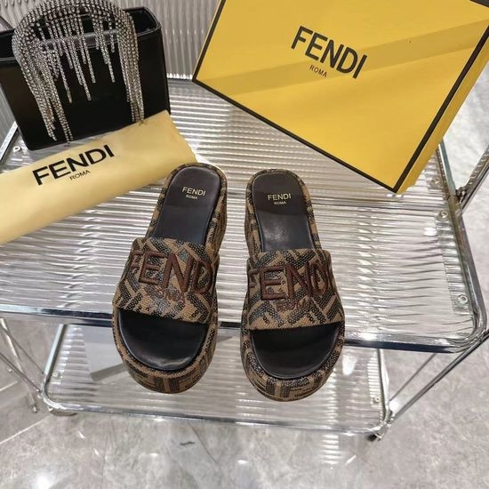 Fendi Woven Casual Slides with Goatskin Lining Anti-slip Sole