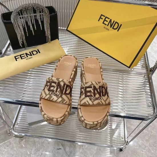 Fendi Woven Casual Slides with Goatskin Lining Anti-slip Sole
