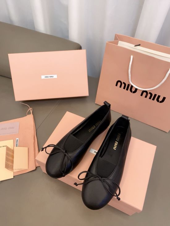 Miu Miu Premium Genuine Leather Casual Shoes Soft Lining