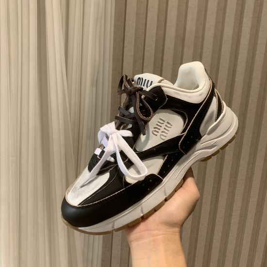Miu Miu Classic American Style Leather Sports Shoes