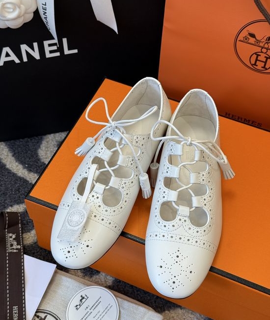 Hermes Embossed Leather Soft Comfortable Mary Jane Flats