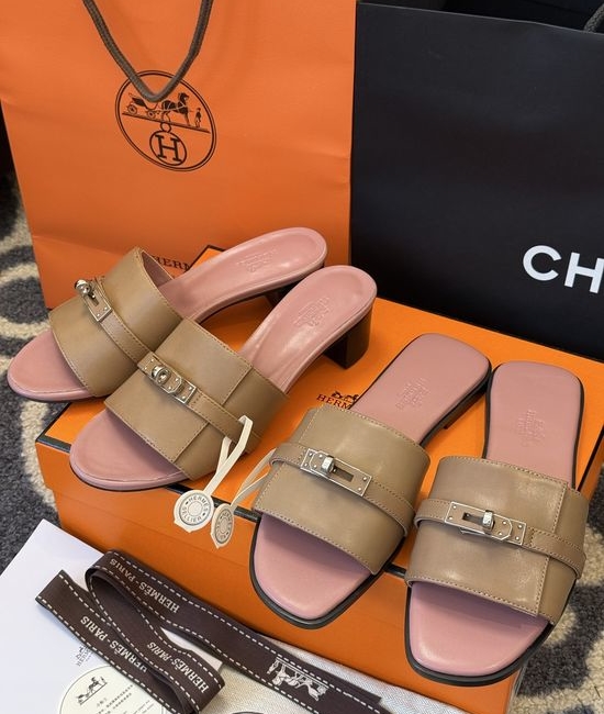 Hermes Classic Leather Slide Sandals With Decorative Buckle