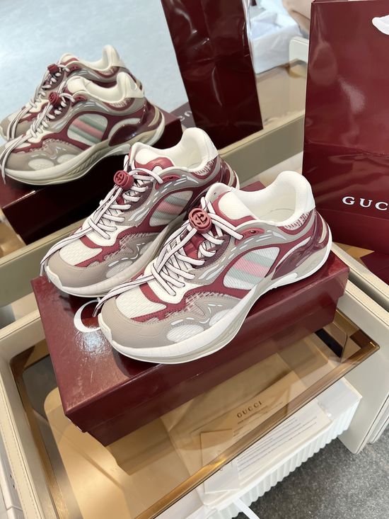 Gucci Striped Sneakers Blending Retro Vibe with Modern Tech