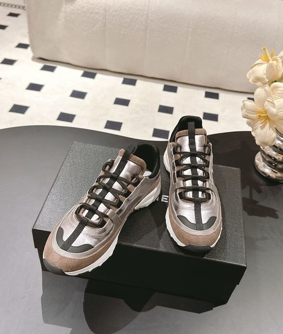 Chanel Cowhide Platform Casual Sneakers Comfortable Versatile Footwear
