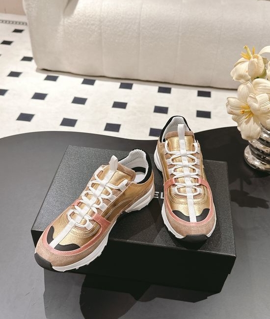 Chanel Cowhide Platform Casual Sneakers Comfortable Versatile Footwear