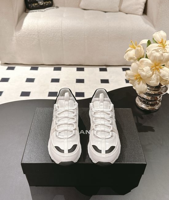 Chanel Cowhide Platform Casual Sneakers Comfortable Versatile Footwear