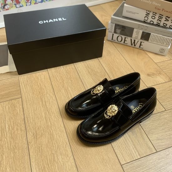 Chanel Retro Round Toe Loafer With Genuine Leather Sole