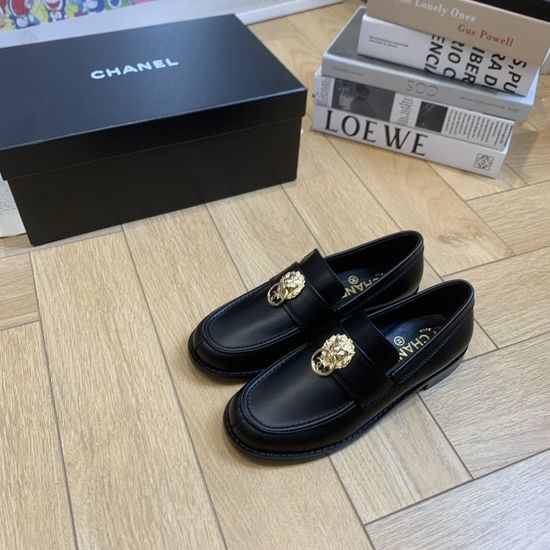 Chanel Retro Round Toe Loafer With Genuine Leather Sole