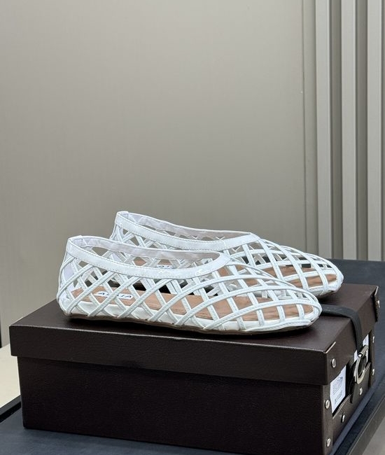 Alaia Special Mesh Design Patent Leather Ballet Flats