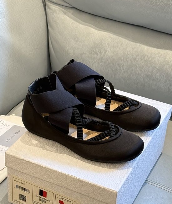 Christian Dior CD Classic Comfortable Ballet Flats Suitable for Daily Wear