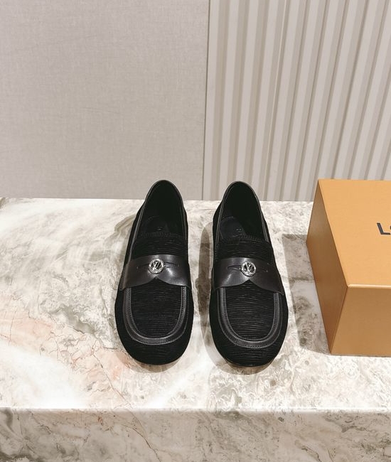 Louis Vuitton LV Comfortable Satin Pearl Decor Elegant Ballet Flats
