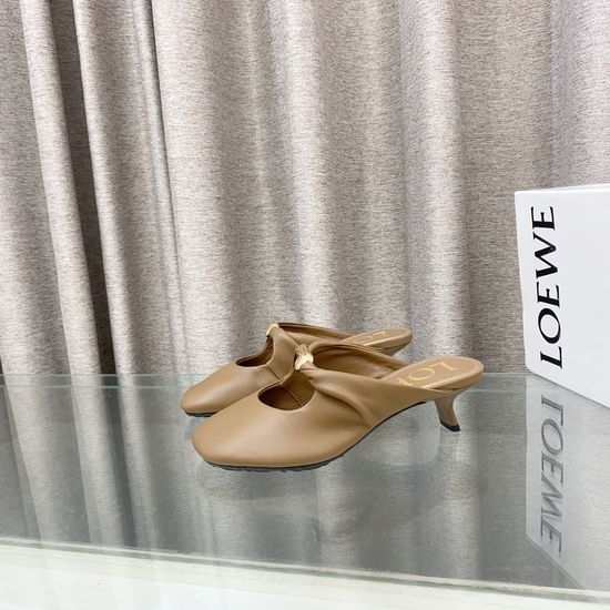 Loewe Chic Slip-on Sandals with Soft Leather and Durable Sole
