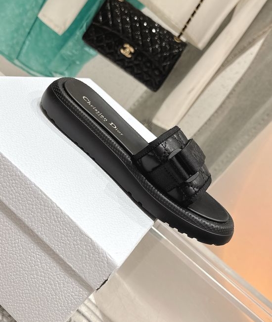 Louis Vuitton LV Leather Upper Embroidered Beach Slides with Hook Loop