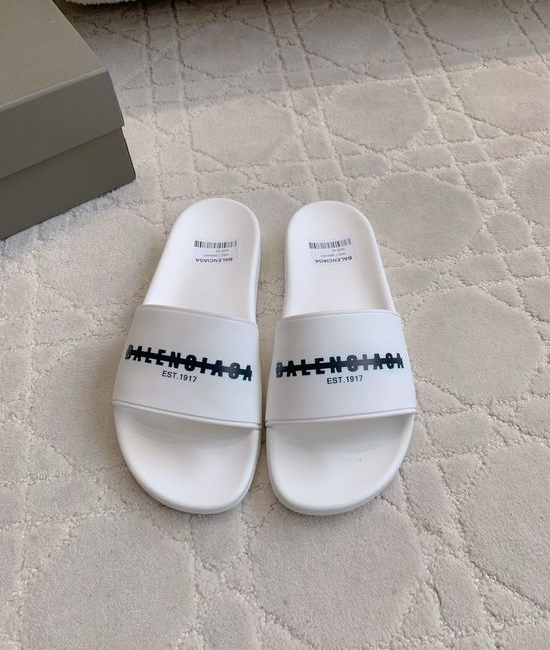 Balenciaga Casual Comfort Lightweight Beach Slide Sandals
