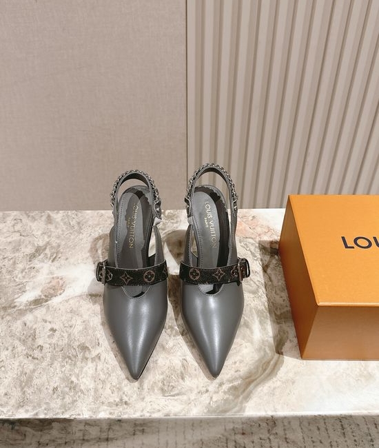 Louis Vuitton LV Patent Leather Mary Jane Shoes Comfortable Stylish